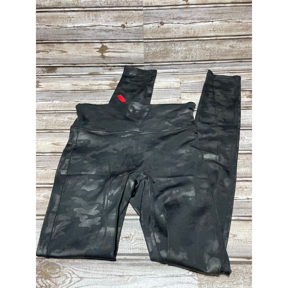 Spanx‎ Women's Leggings Camo Size XS